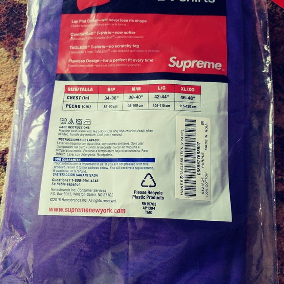 Supreme hanes tshirts - Picture 5 of 6